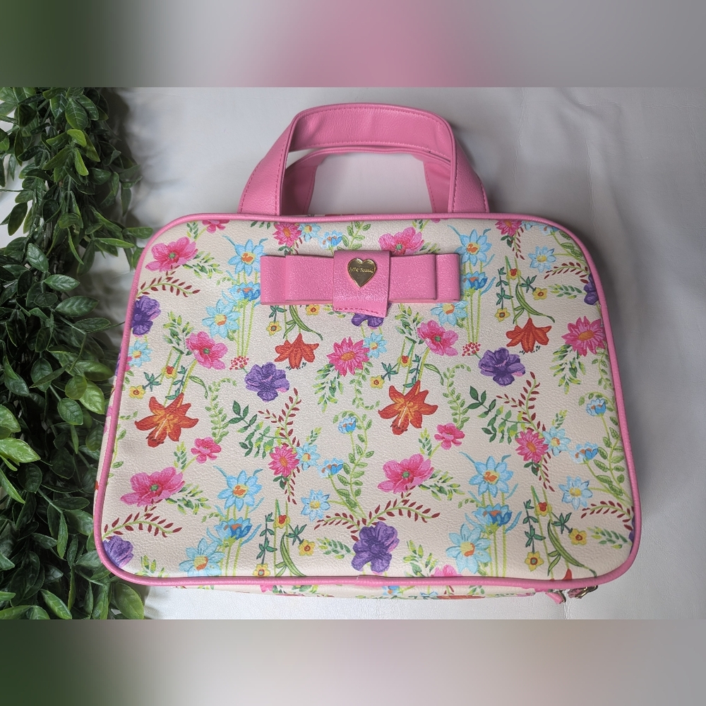 Betsey Johnson Bow Weekender Floral Zippered Cosmetic Makeup Case